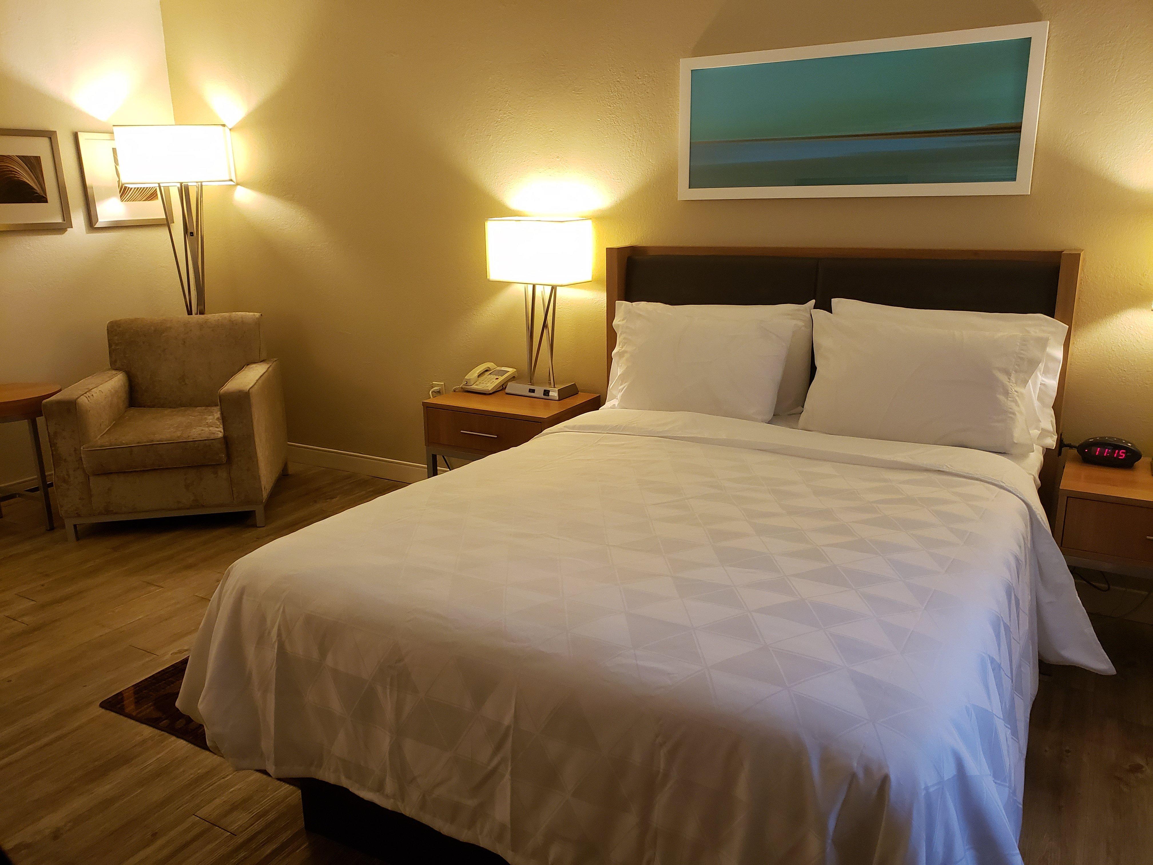 Holiday Inn Express Hotel Pittsburgh-North/Harmarville By Ihg Exterior photo